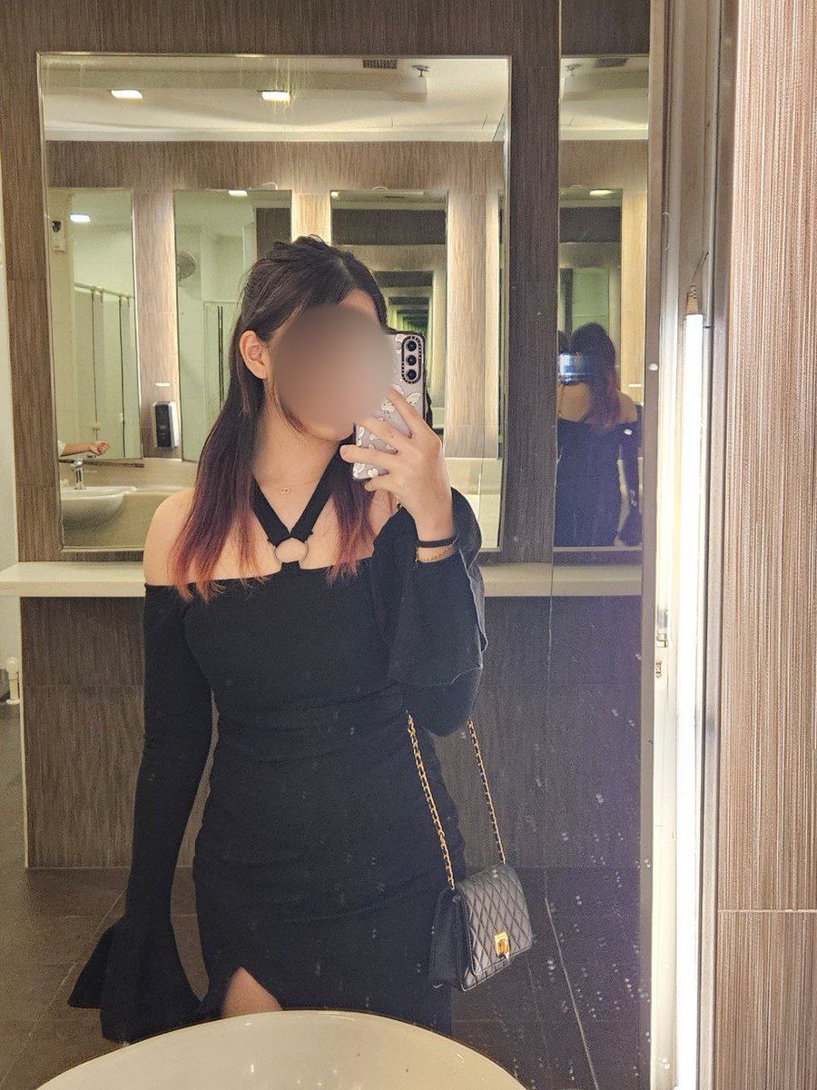 Shermaineee05's tweet photo. Short Intro!
I'm Sher~ I'm 21 this year, 165cm, 55kg, Natural C38, NOT PETITE more on the Busty Side and I'm looking for men to please 👅💦

Check my Rates/Info on my FREE Tele Channel! 😊

Link: https://t.co/OiZ45ltgrD https://t.co/56f55DnBQ4