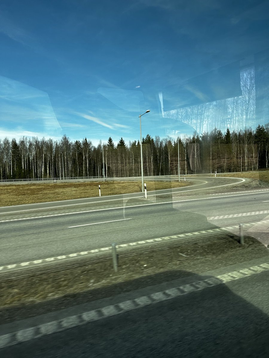 Miss Interference tweet media