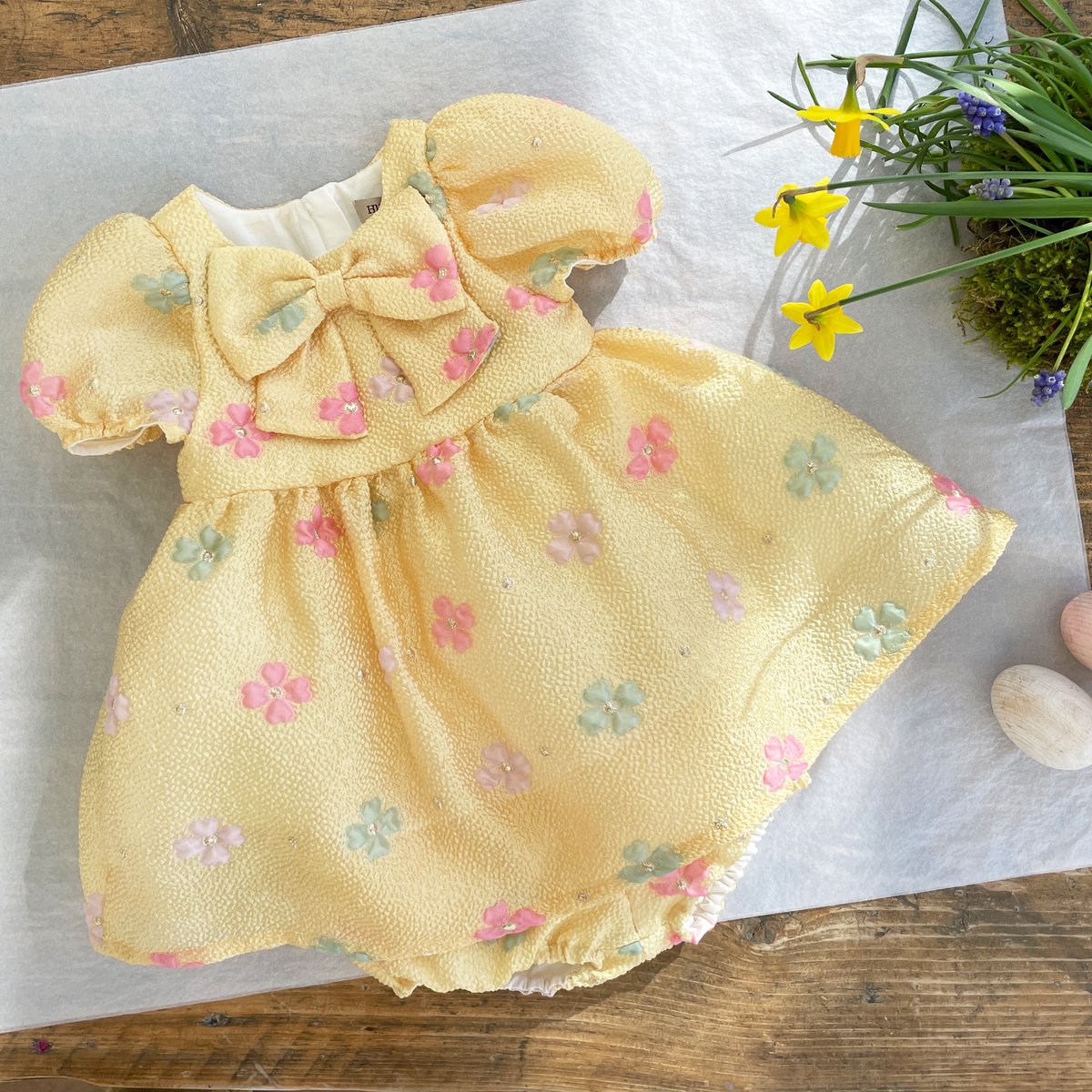 Hucklebones tweet media