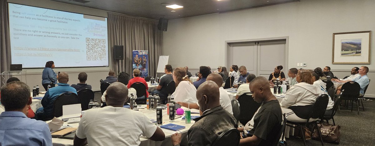 SchoolNetSA tweet media