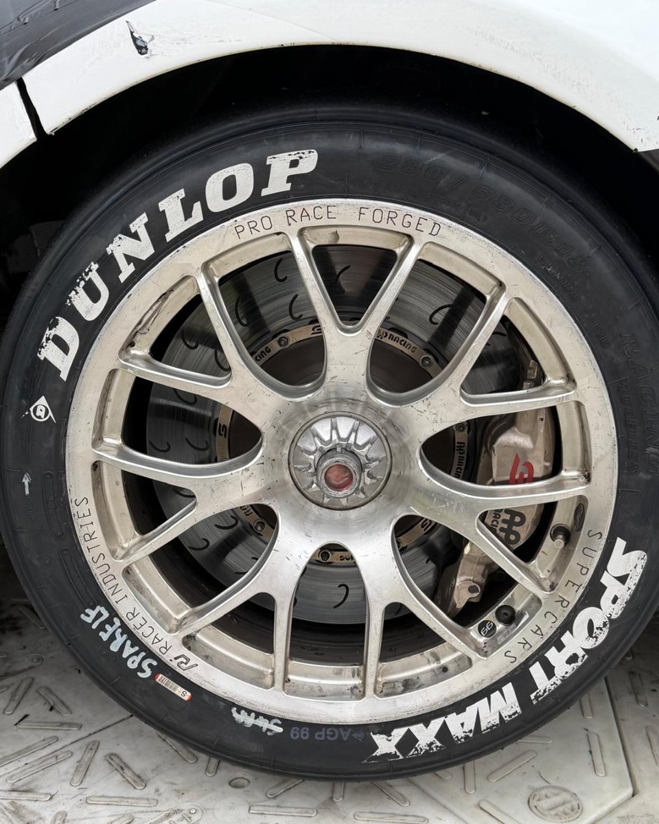 AP Racing tweet media