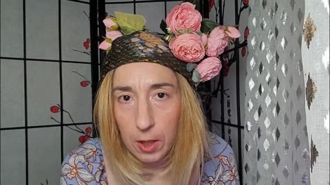 courtney tweet media