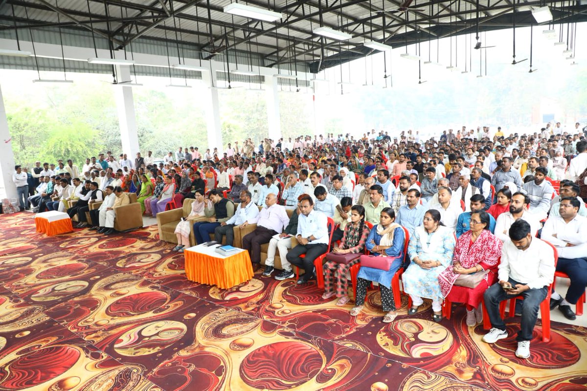 DM LAKHIMPUR KHERI tweet media