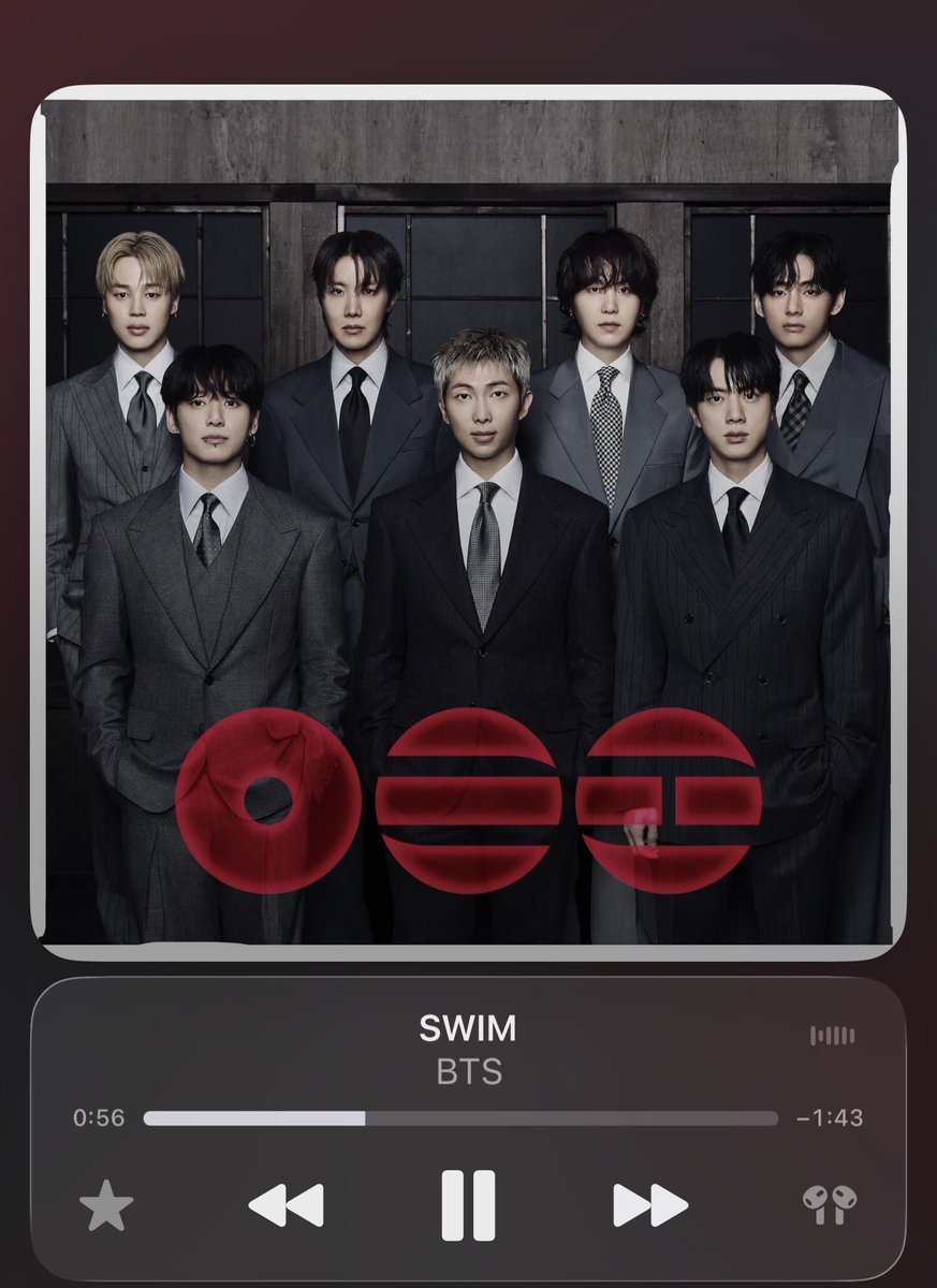 Ariana World HQ ☀️ tweet media