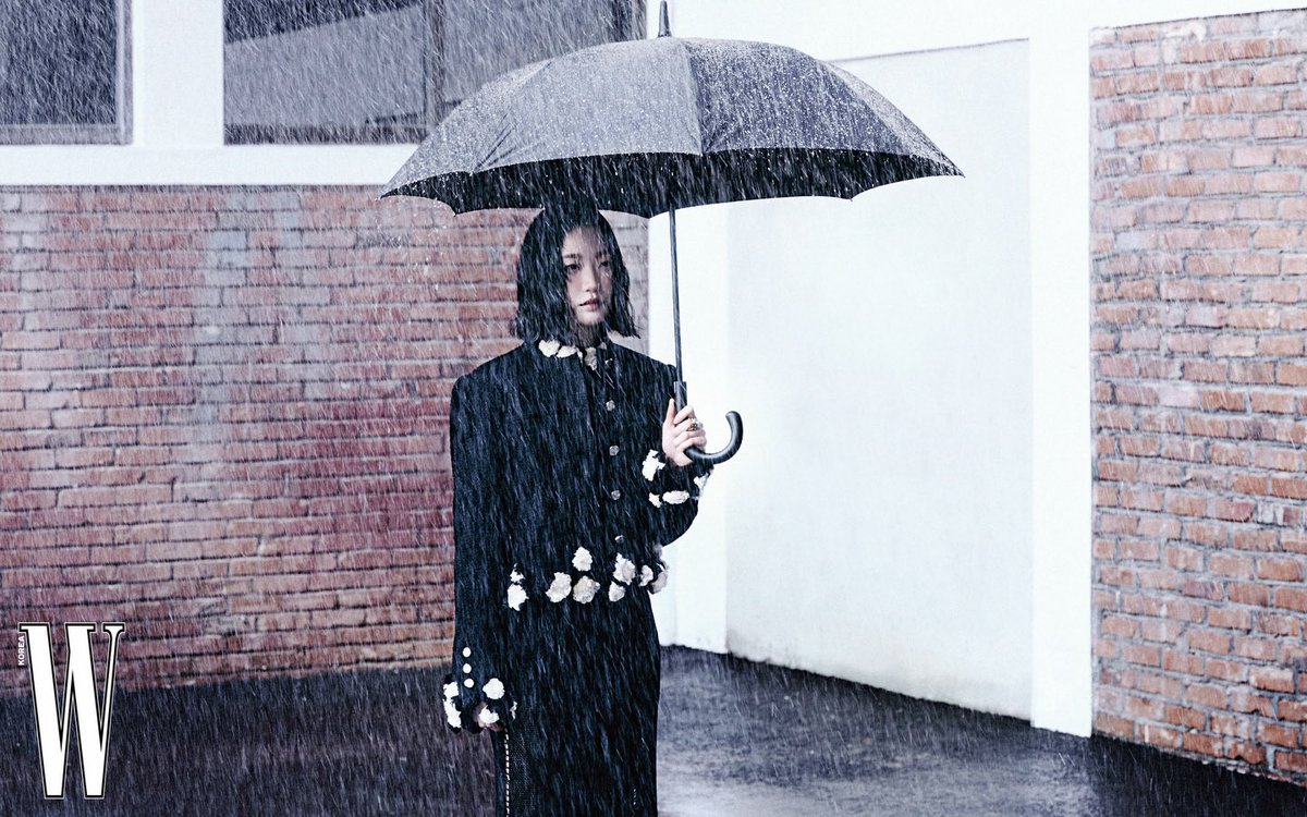 ᴅᴀʏ tweet media