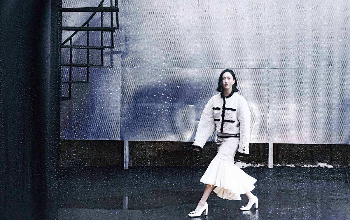 ᴅᴀʏ tweet media