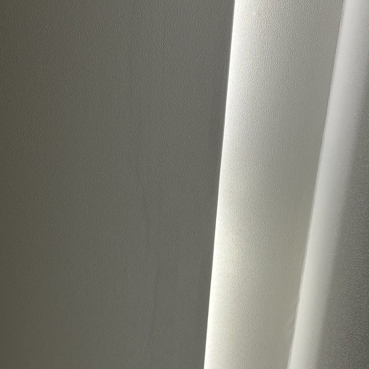 hazelee____'s tweet photo. 피부과 천장보면서 우는 짓 도대체 몇 살에 끝나죠💧압출 너무 아파서 눈물이 그냥 주르르륵💧 https://t.co/1eEgKQ63Hj