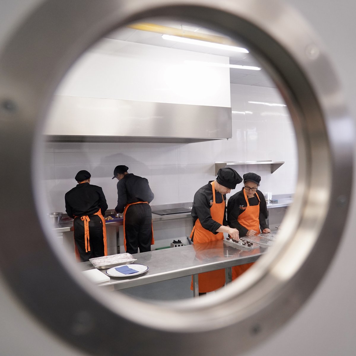 Decide Madrid tweet media