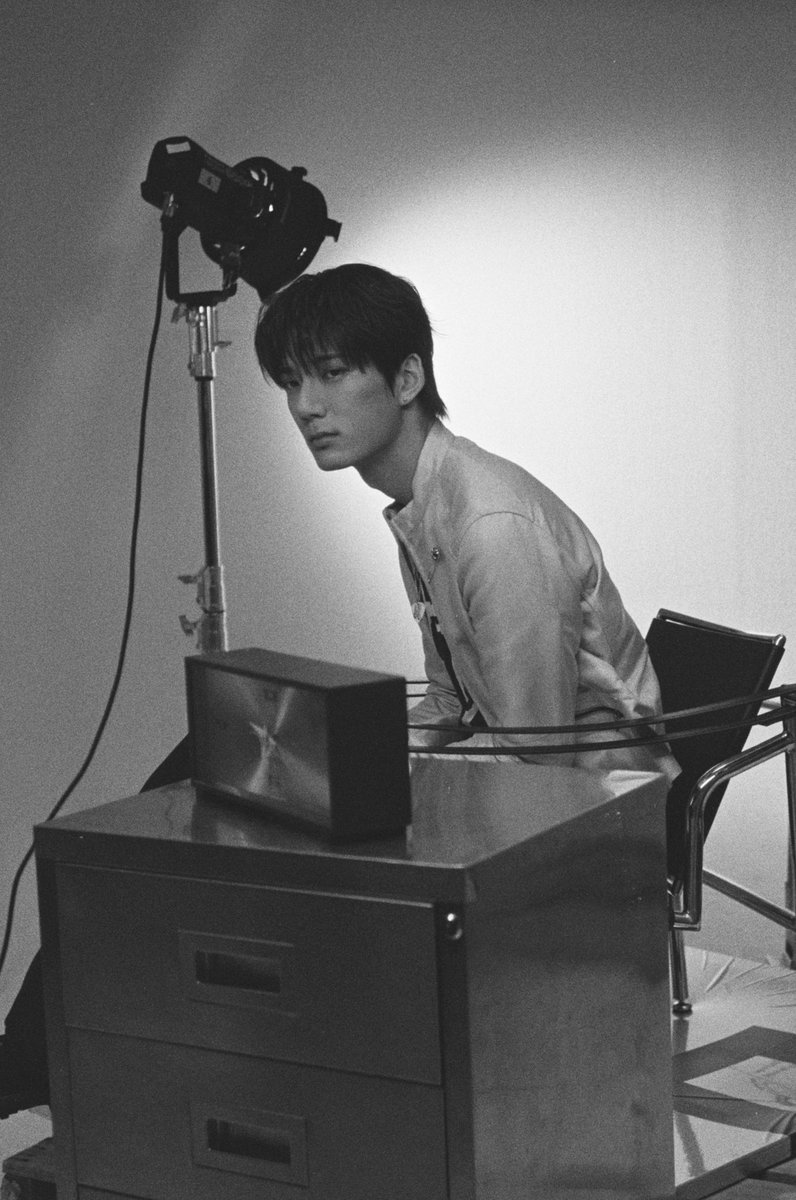 hrtzwav's tweet image. ARE YOU READY TO WAVE?

#hrtzwav #하츠웨이브 
#TheFirstWave 
#hrtzwav_TheFirstWave