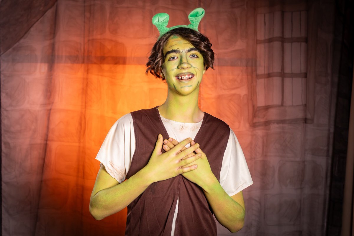 Red House School tweet media