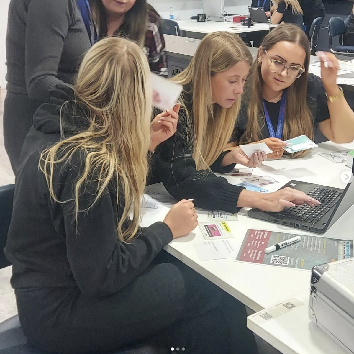 Police Mutual tweet media