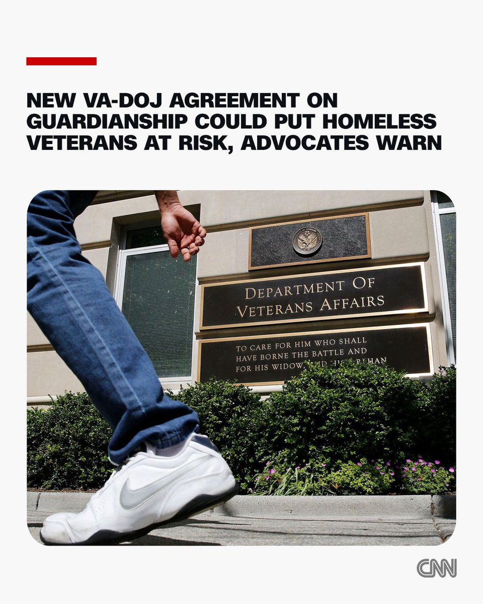 CNN Politics tweet media