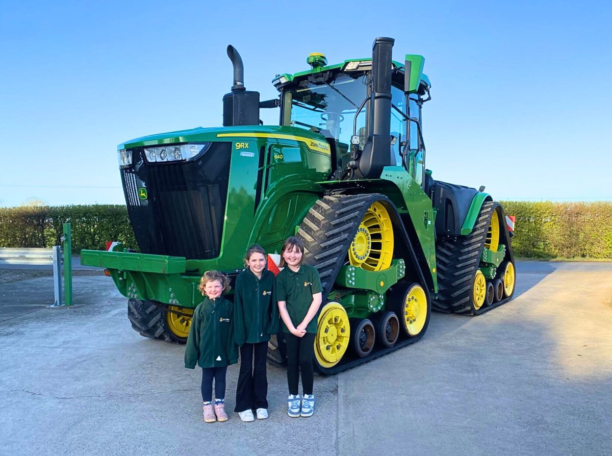 Doubleday Group tweet media