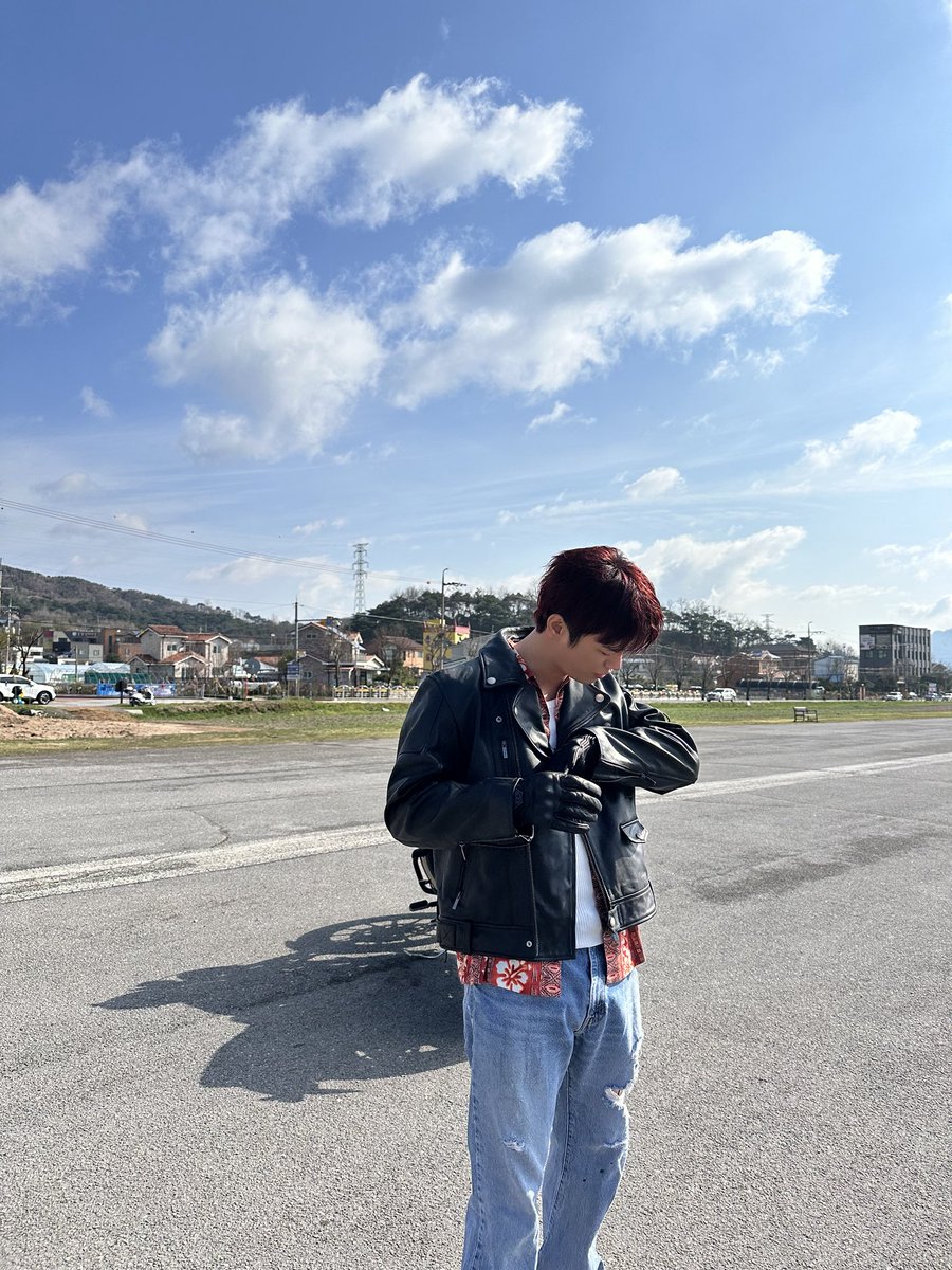storyjcompany's tweet photo. #서인국 #SeoInGuk #ソ・イングク
#넷플릭스 #NETFLIX
#월간남친 #BoyfriendOnDemand #박경남 #구영일
#비하인드 #스토리제이컴퍼니 #Storyjcompany https://t.co/LHI7JhkcF5