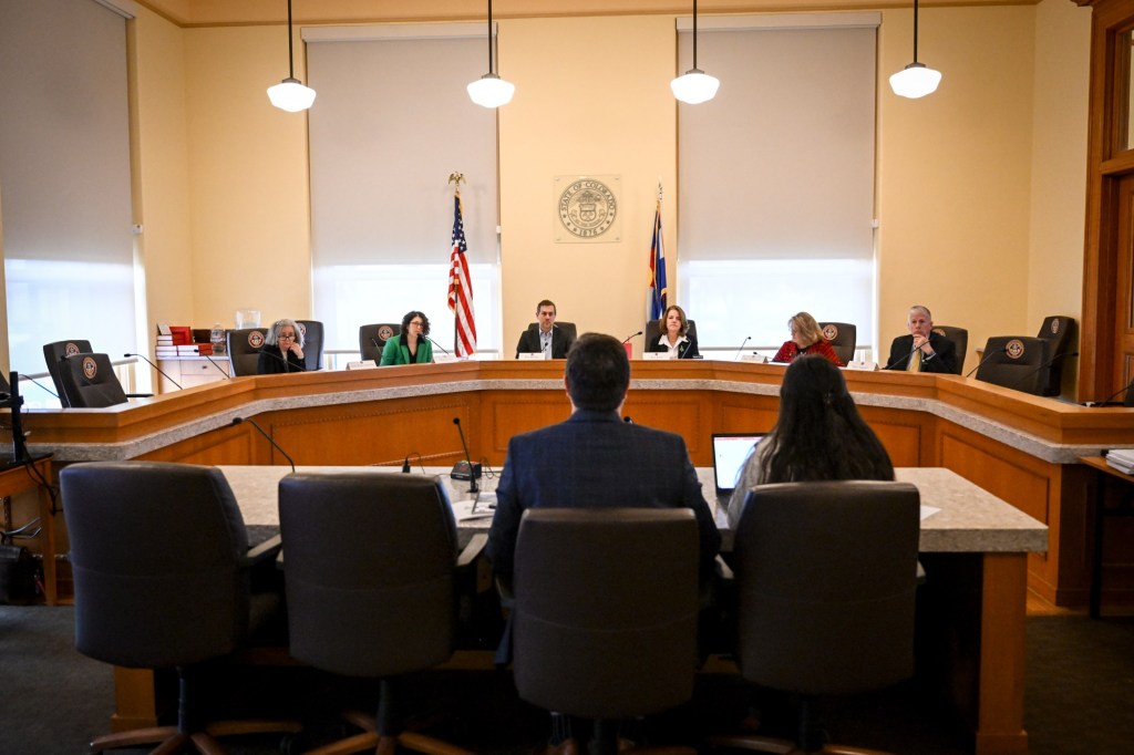 Daily Camera tweet media