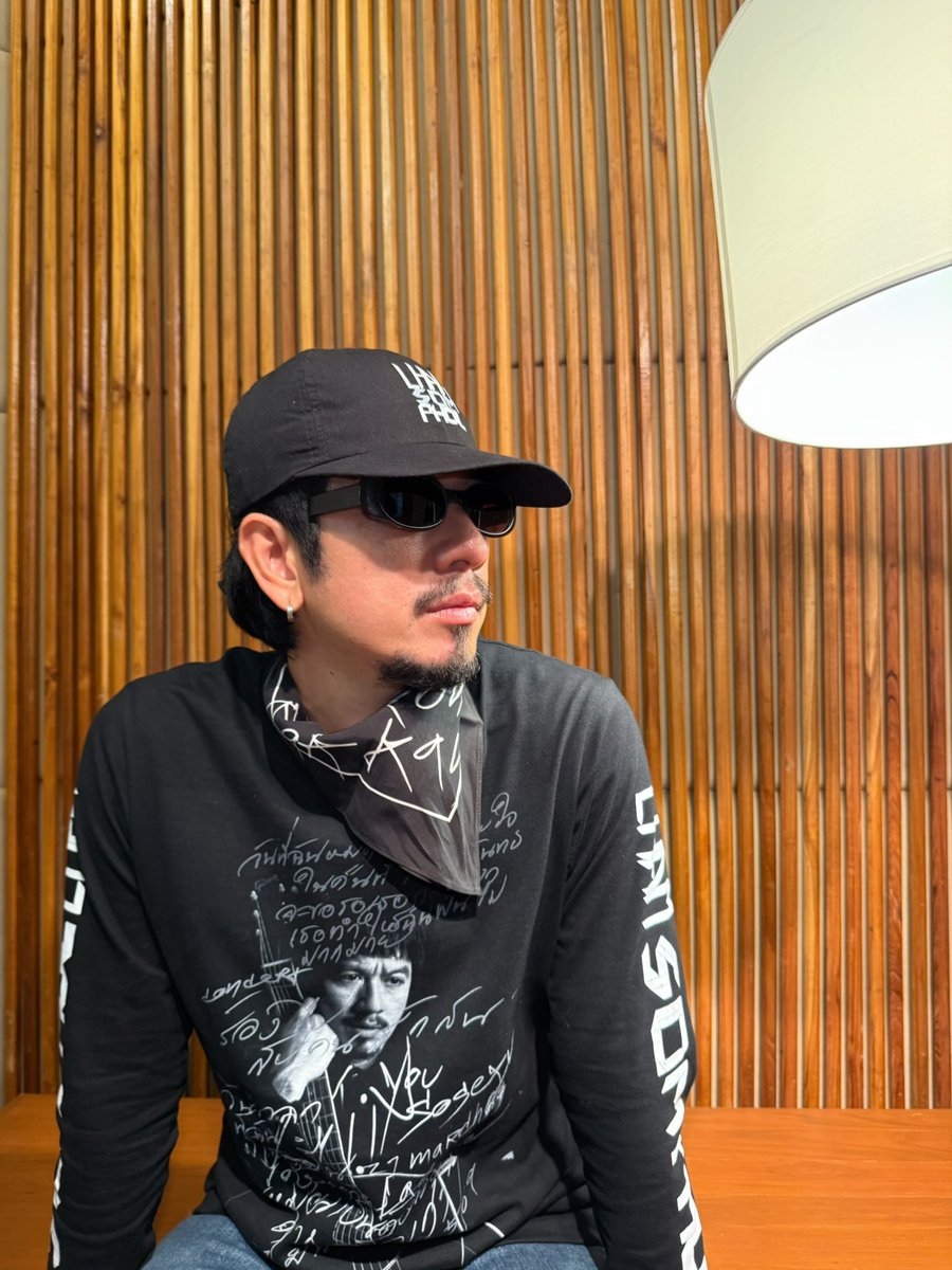 MeRecords tweet media