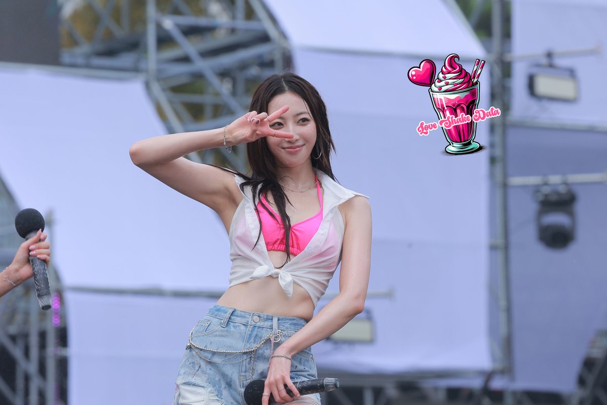 Love Shake Data tweet media