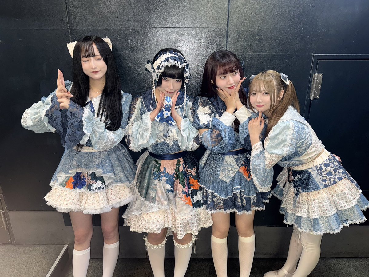 トナリア tweet media