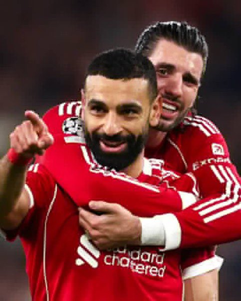 VICKSØN🐻 tweet media