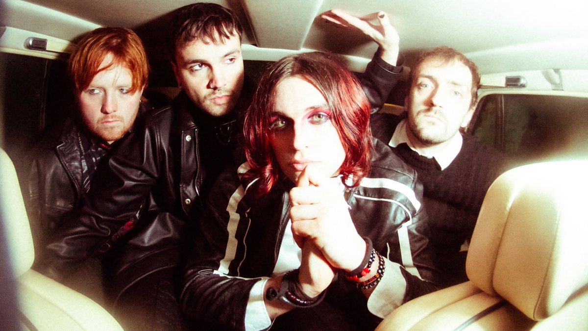 Rock Sound tweet media