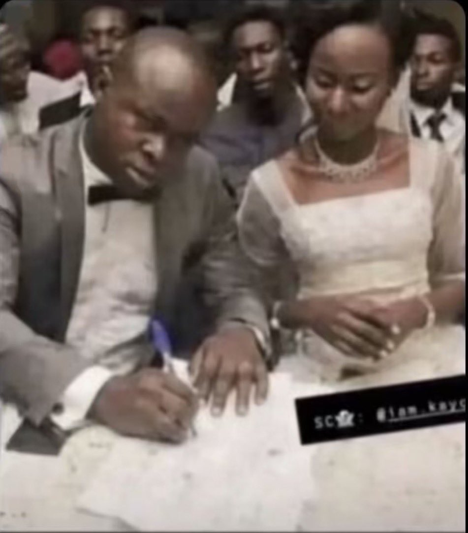 Ivory ✪ tweet media