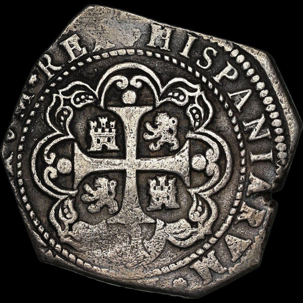 NGCcoin's tweet photo. Coin of the Day: On this day in 1602, the Dutch East India Company was established. This Mexico 1733 8 Reales is attributed to one of its more famous wrecks, the Rooswijk, which sank with all hands near England in 1740. Find this coin in a Heritage sale: https://t.co/YwsrDE7pof https://t.co/Eb9kQBLwI3