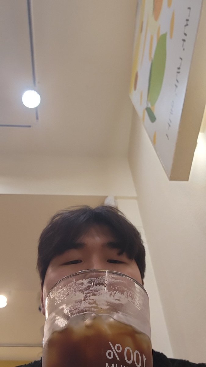 박 현🔜FURSTCLASS tweet media