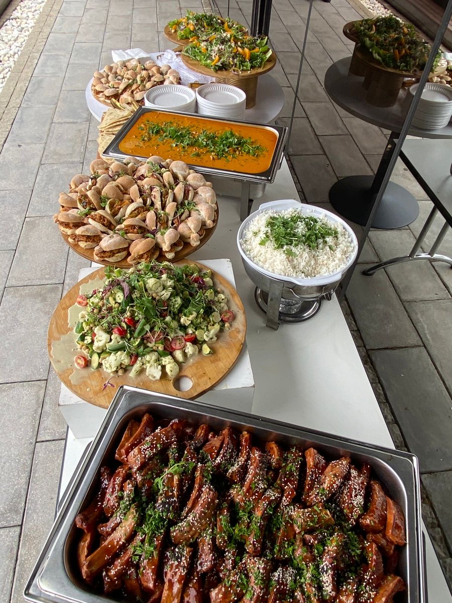 Golden Cross tweet media