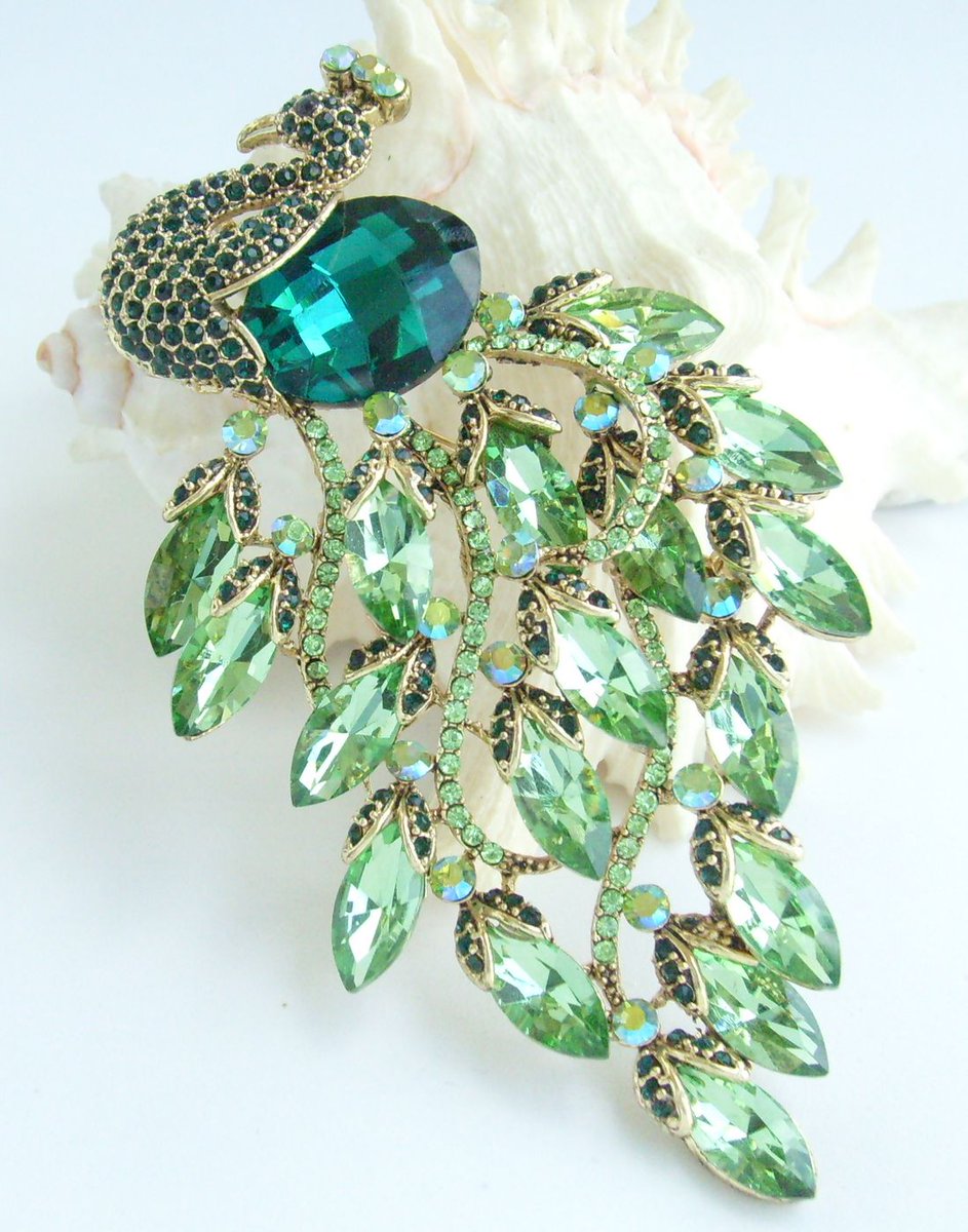 Candy Chen tweet media