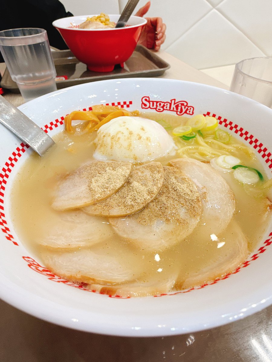 Takeyoidore's tweet photo. 肉マシ https://t.co/vwWXpRp5kN