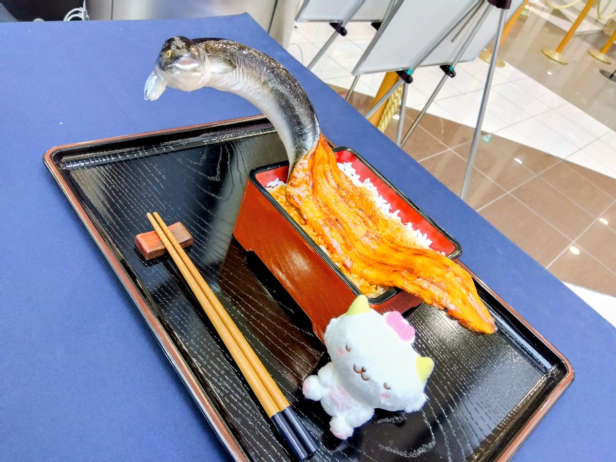 イオンモールで食品サンプル展やってた！
美味しそうだね、ぱわるぅ🤤