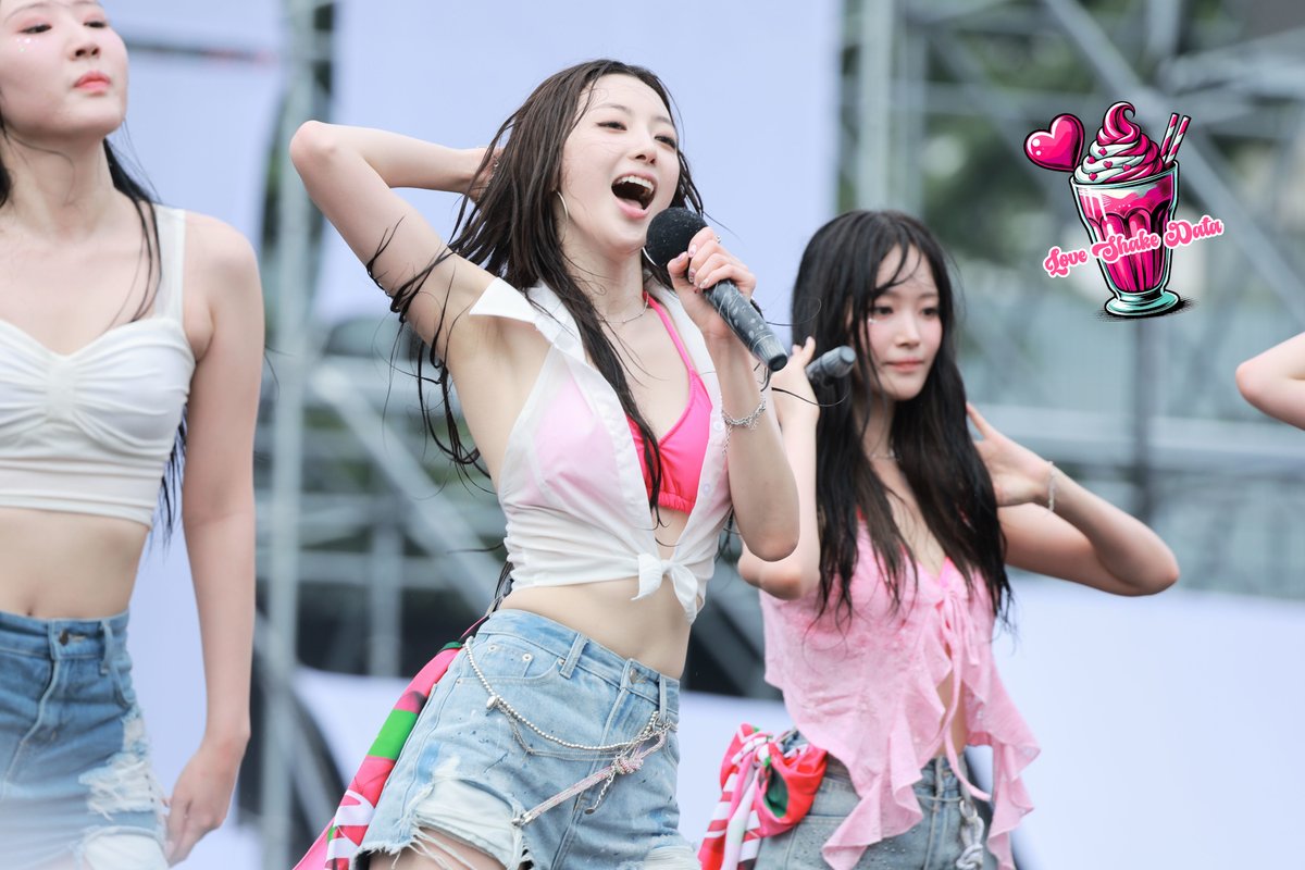 Love Shake Data tweet media