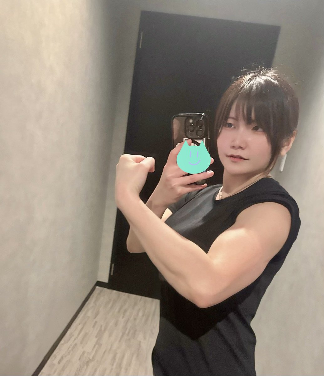 kotoooos's tweet photo. これからジム頑張ります💪 https://t.co/WRwiOVM4rj