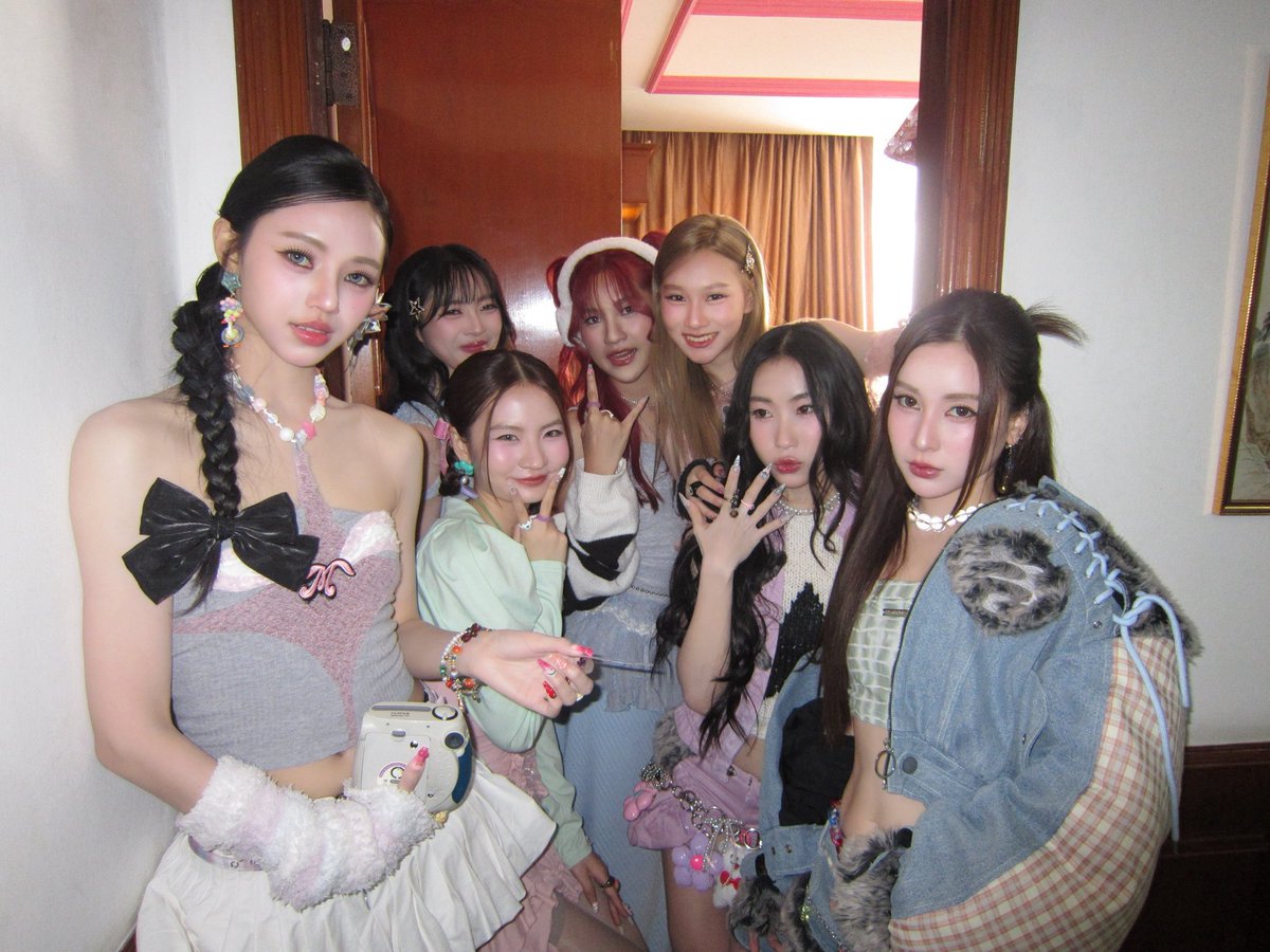 letsmarine's tweet photo. โห แค่ไตรมาสแรกของปีก็เปิดตัวเกิร์ลกรุ๊ปมาได้น่าสนใจแล้ว kiismet / chilliz / 505 project มีวงไหนอีกมั้ยนะ 👀 https://t.co/WscNUve5Nc