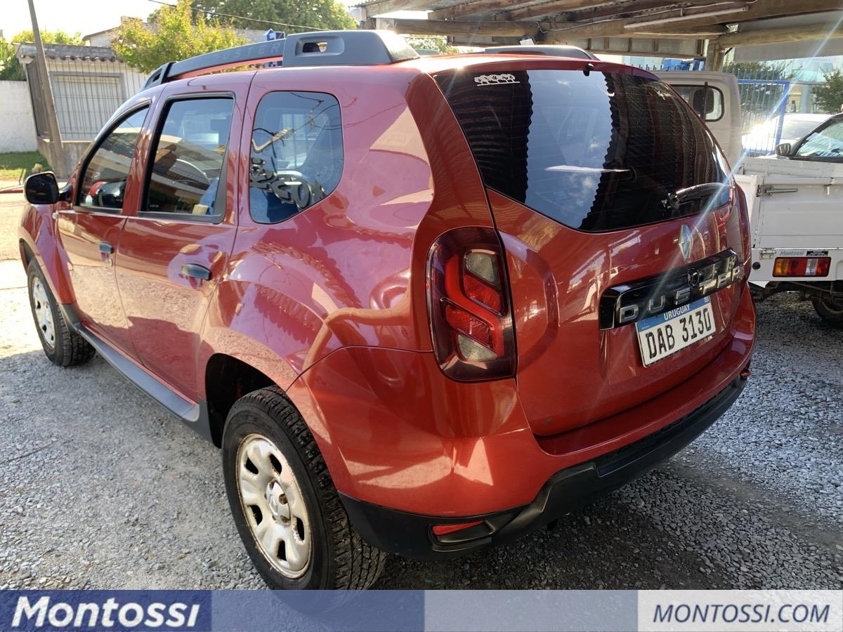 Renault Duster dynamique Rojo 1.6 Año 2016 MUY BUEN ESTADO! 130.000 km USD 11.900. Aceptamos Permutas. Financiación Propia y Bancaria. Consultas al bit.ly/4smj5NP