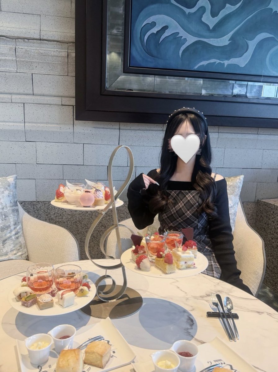 𝐴 ♡ tweet media