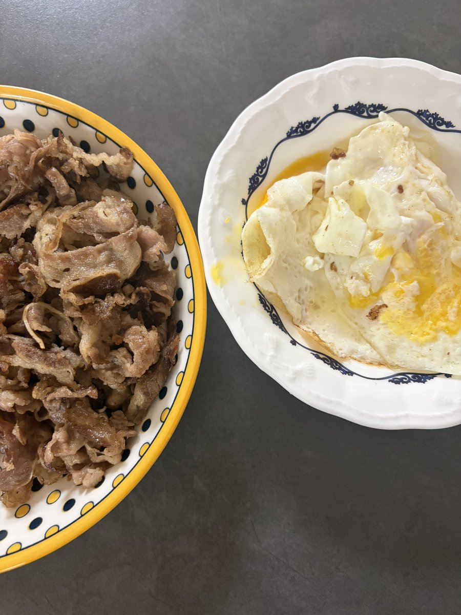 박톰스완 tweet media