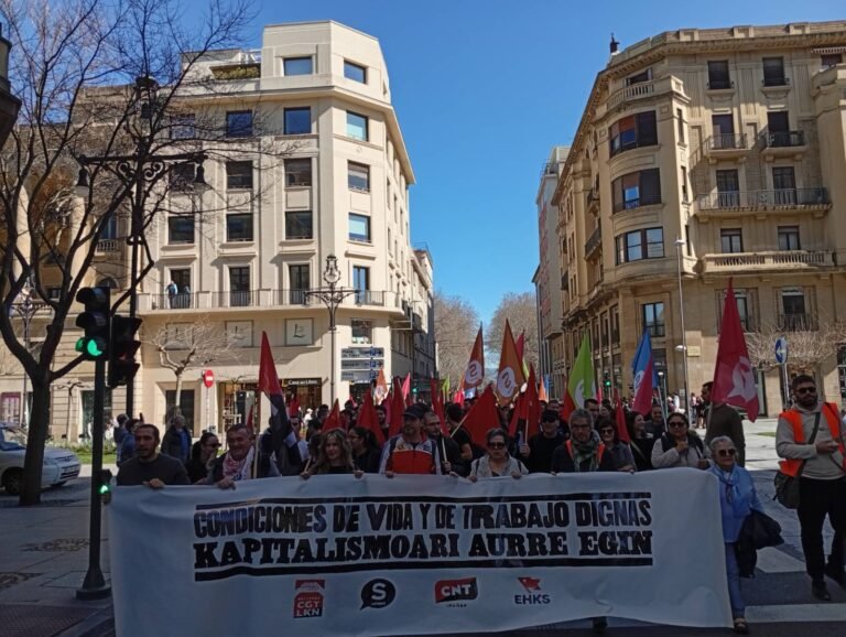 CNT Iruña tweet media