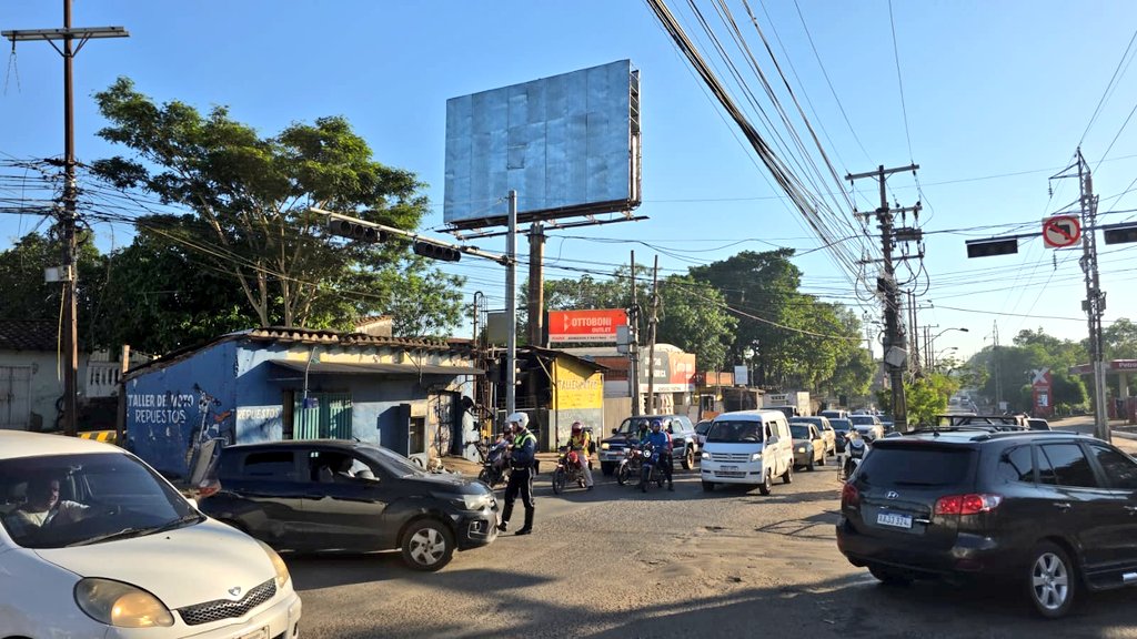 Tránsito Asunción tweet media