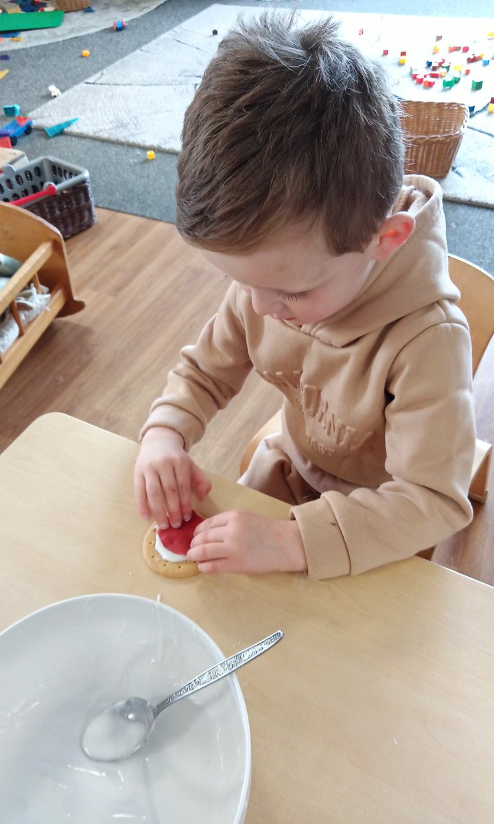 Mrs Davies tweet media