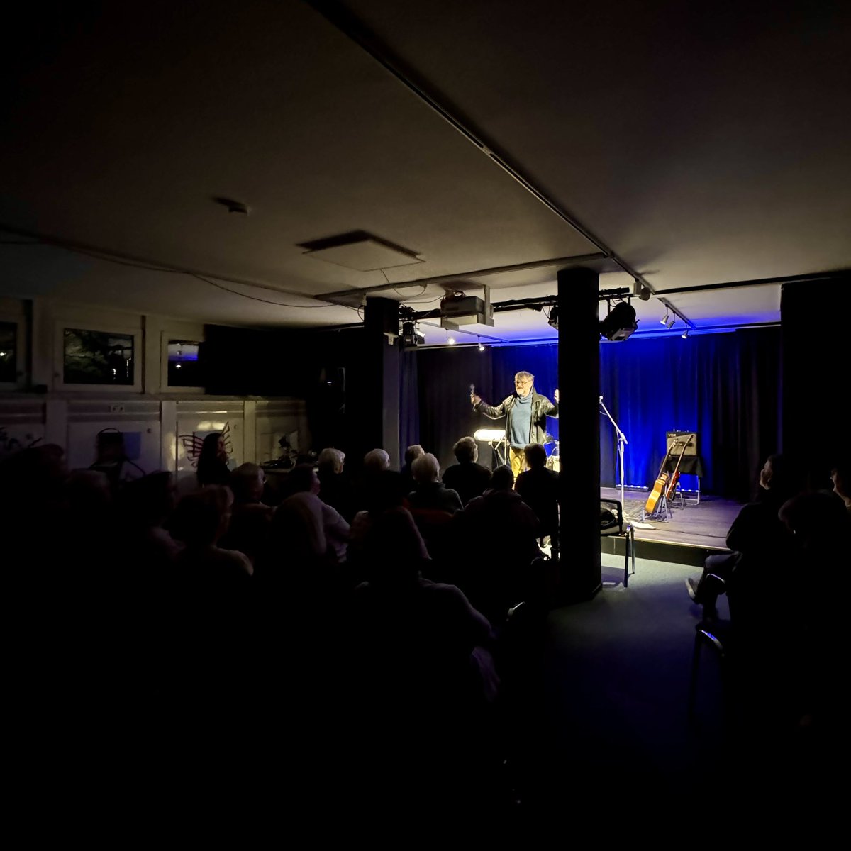 sarahmcquaid's tweet photo. So lovely to perform last night at #CorneliaFunkeBaumhaus #Dorsten — more pics & full story here: https://t.co/ccITJZ4RNp … Looking forward to playing #BochumerKulturrat #Bochum TONIGHT, #SoziokulturellesZentrumKlösterchen #Herzogenrath TOMORROW (Sat), -> https://t.co/7lm6TbZFNj