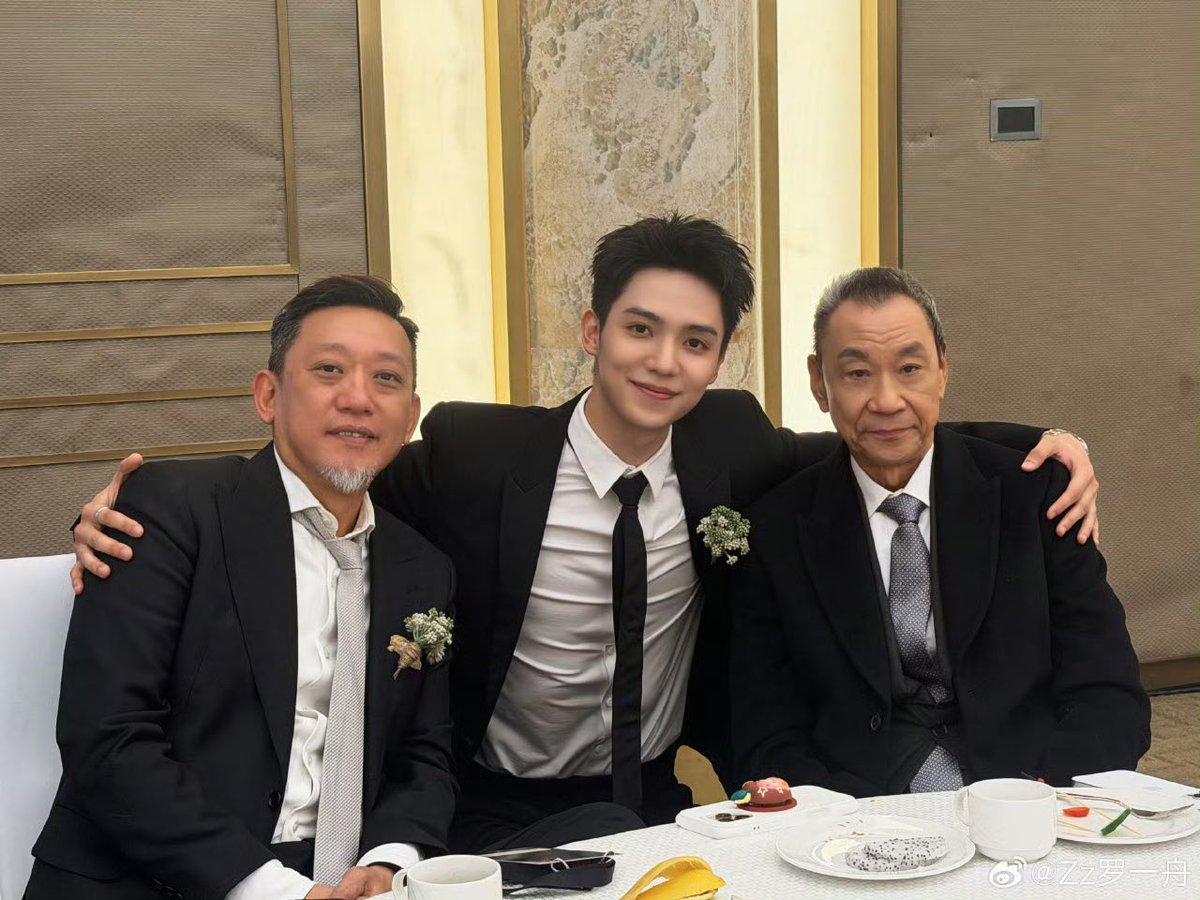 (SLOW) LUOYIZHOU THAILAND🛳🥕 tweet media