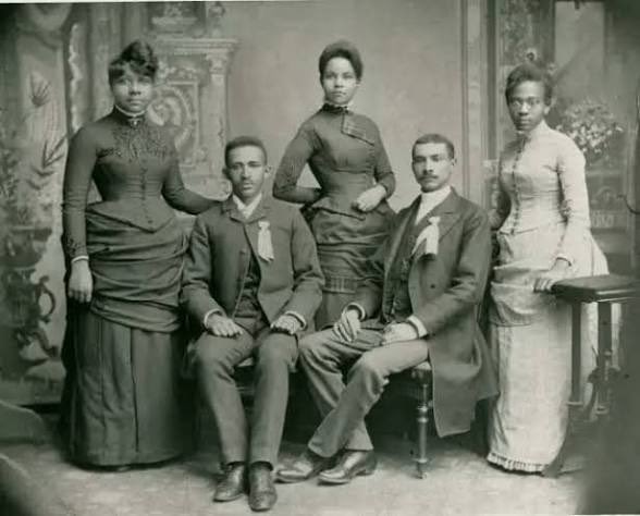 Glamorizing Tech👩🏾💻💓 tweet media