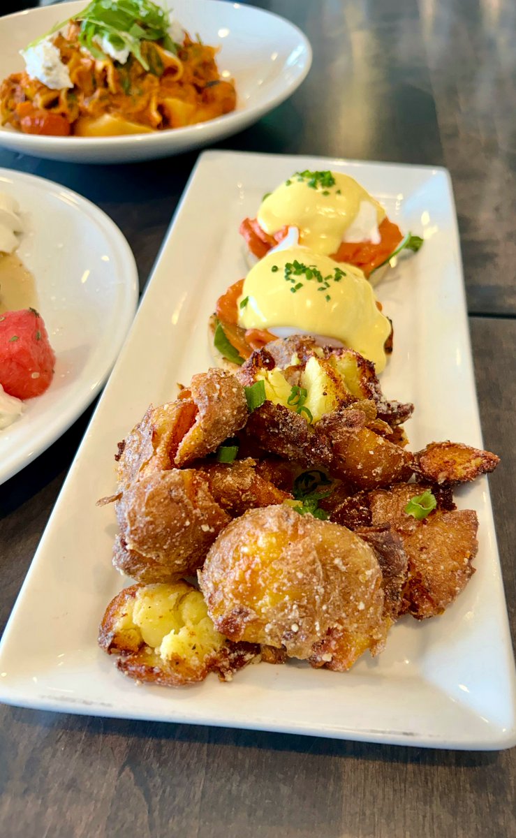 Lake House Dining tweet media