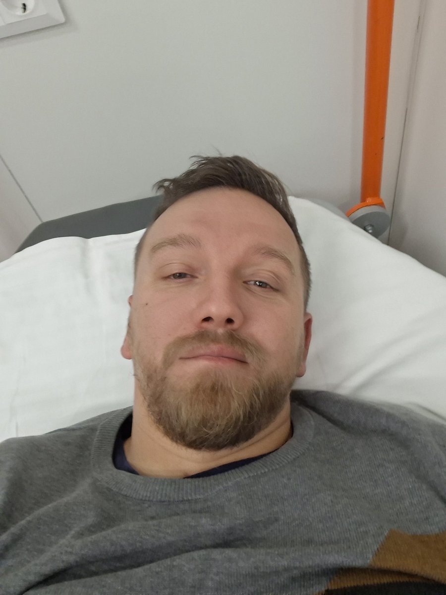 Winelover tweet media