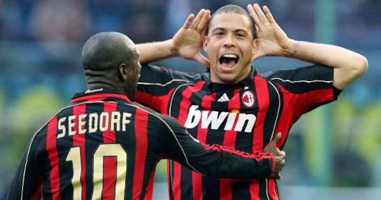 Smeezy 🖐🏻-0 Fantino Rossonero di Minnesota tweet media