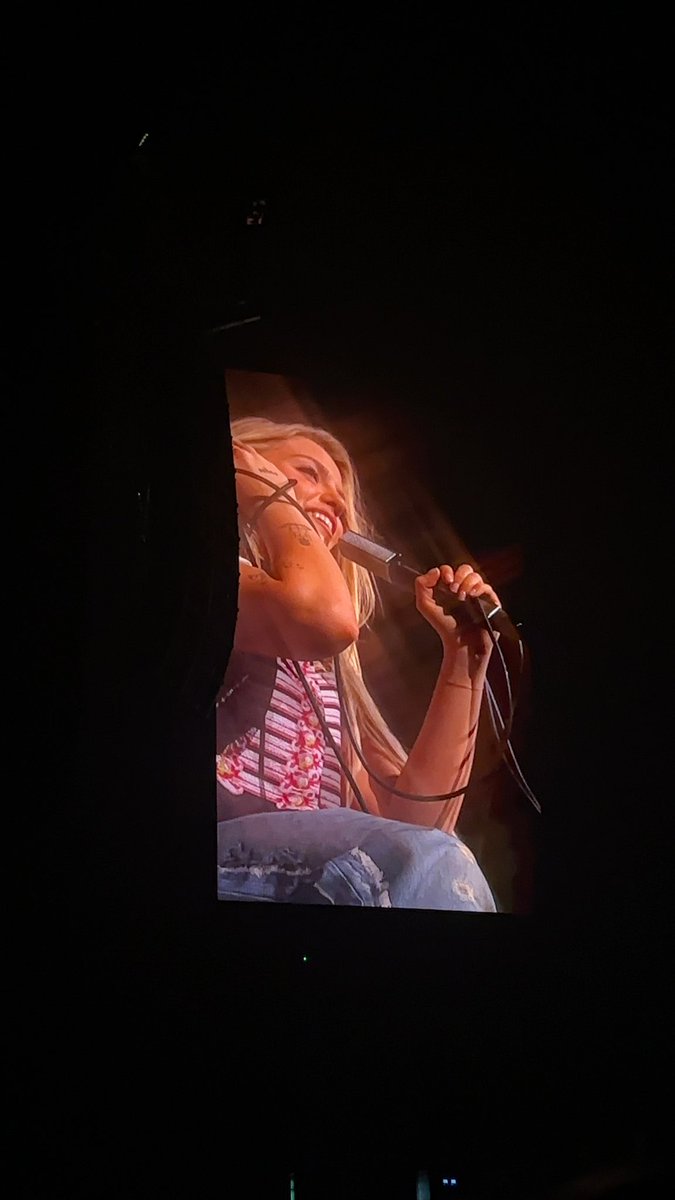 kay ੈ✩‧˚ tweet media