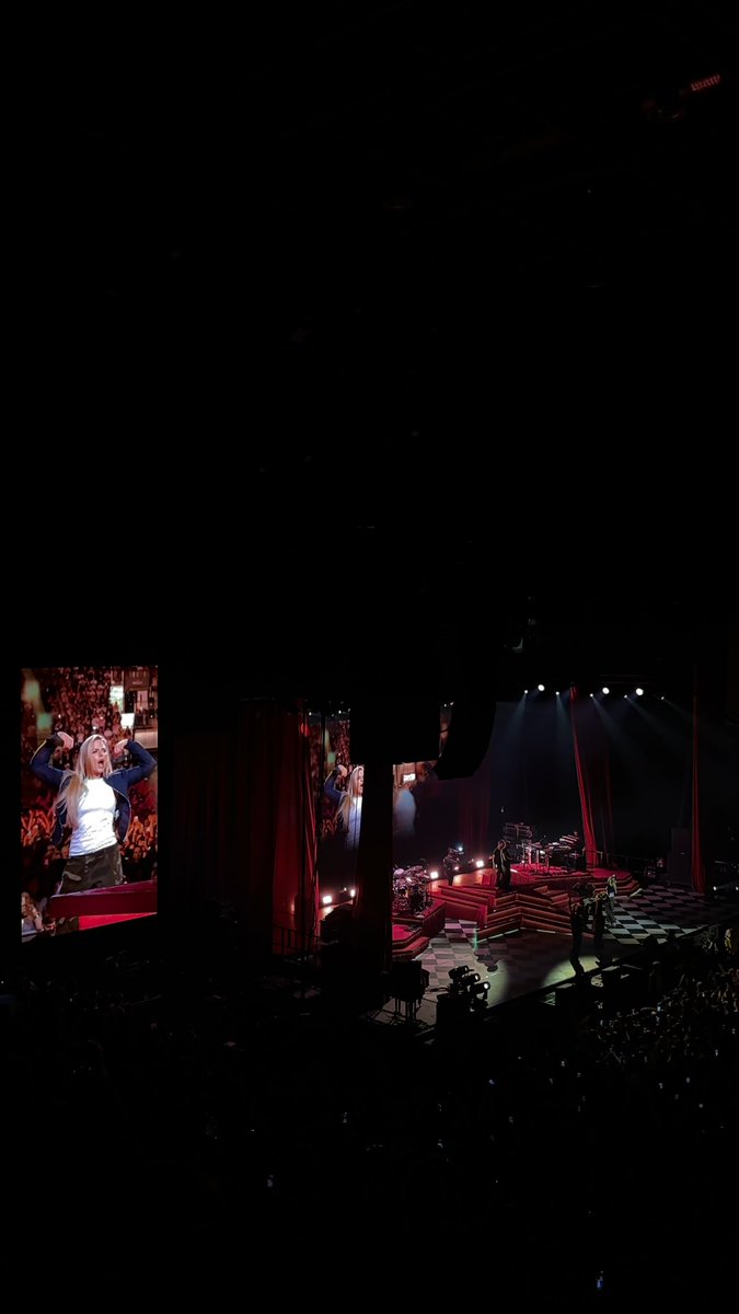 kay ੈ✩‧˚ tweet media