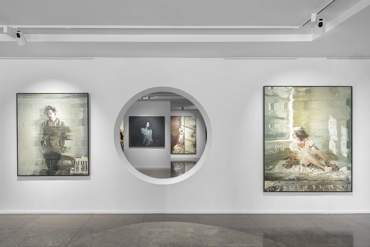 Opera Gallery tweet media