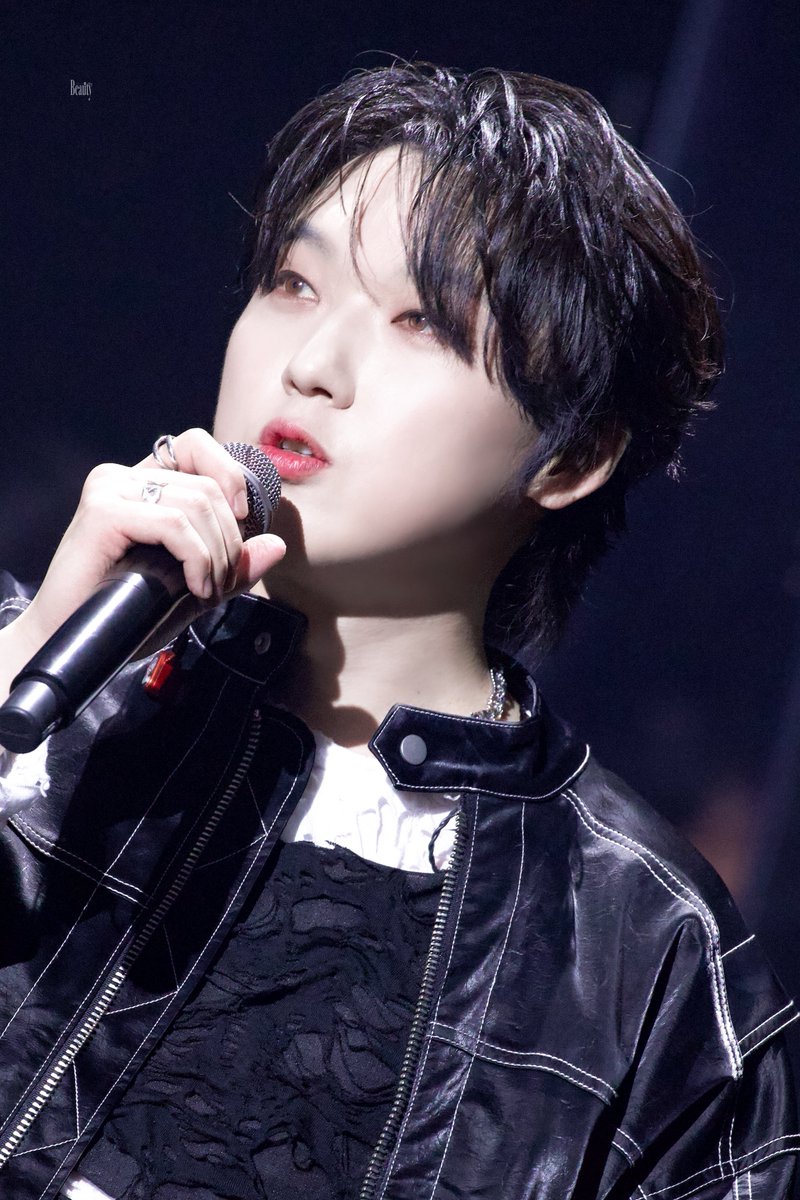 Bᴇᴀᴜᴛʏ_ᴰᴹ tweet media